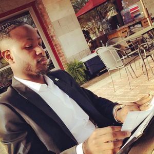 Meet your Posher, Dexter